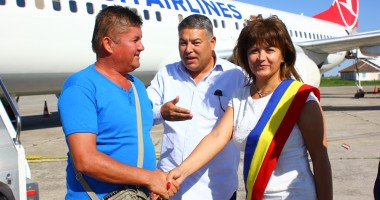 Stire din Politică-Administrație : Delegație din Turcia, sosită pe Aeroportul Mihail Kogălniceanu