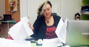 Stire din Social : "Sunt acuzații puerile! Am semnat de pe Lună, am venit din eter?"