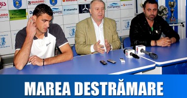 Stire din Sport : Demisii în bloc la FC Farul: Lică, Munteanu și Barbu părăsesc "corabia"