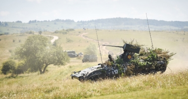 Demonstrație de forță a militarilor români - 2