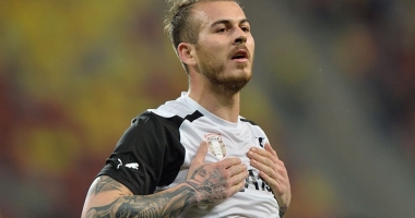 Stire din Sport : Steaua l-a achiziționat pe Denis Alibec de la Astra Giurgiu. Iată cât a costat