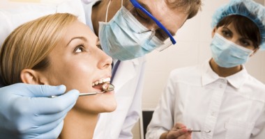 Diabetul, depistat  de dentist