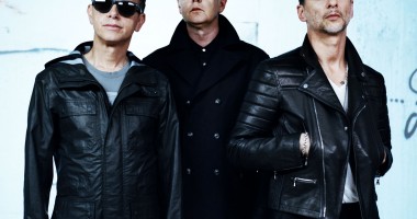 Stire din Monden : Membrii trupei Depeche Mode au sosit la București
