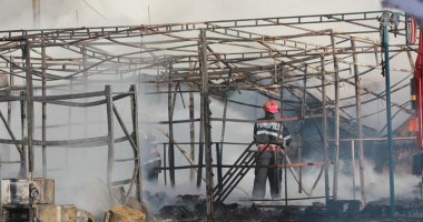 Incendiu devastator - complexul Histria, mistuit din temelii - Galerie Foto - 3
