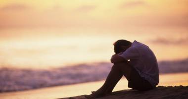 Stire din Sănătate : Suicidul, o problemă majoră de sănătate publică