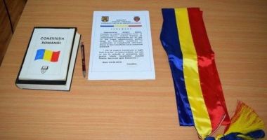 Stire din Politică-Administrație : Noii aleși locali depun jurământul pe 1 noiembrie