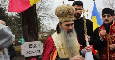 Coroane de flori și slujbe pentru eroii căzuți la Revoluție - 7