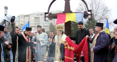 Coroane de flori și slujbe pentru eroii căzuți la Revoluție - 4