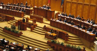 Stire din Politică-Administrație : Deputații au decis că localităţile pot finanţa cheltuieli pentru spitalele care nu sunt în administrarea lor