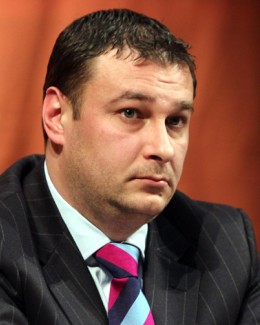 Stire din Politică-Administrație : Deputatul Florin Gheorghe îi cere lui Ponta să prezinte bilanțul guvernării după doi ani