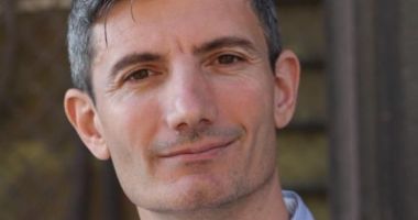 Stire din Politică-Administrație : "Revizuire în creștere a Băncii Mondiale în ce privește România"