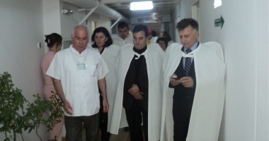 Stire din Politică-Administrație : Deputatul Mihai Lupu, în vizită la spitalul din Medgidia