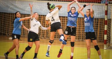 Stire din Sport : Derby-ul ligii secunde la handbal feminin, duminică, la Sala Sporturilor