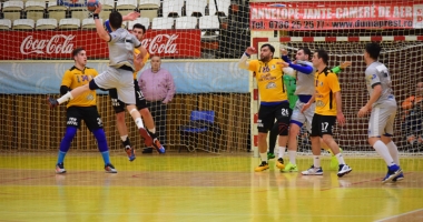 Derby-ul AHC Dobrogea Sud ll - HC Farul, decis în ultima secundă - 2