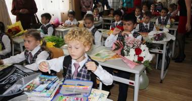 Primul clopoțel pentru mandatul noului 