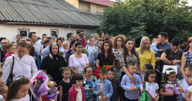 A sunat clopoțelul! "Începutul de an școlar este nostalgia propriilor începuturi" - 3