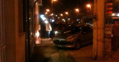 Stire din Eveniment : GALERIE FOTO / FOCURI DE ARMĂ ȘI DESCINDERI ÎN CENTRUL CONSTANȚEI