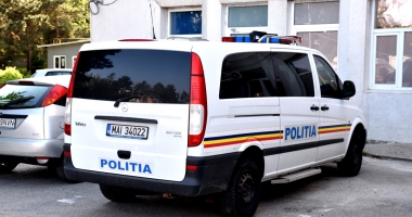 Stire din Eveniment : Descinderi la "Medicină" / Mai mulți profesori ar fi luat mită de la studenți