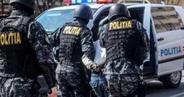 Stire din Eveniment : Percheziții de amploare în mai multe județe într-un dosar privind achiziții publice la o companie de stat
