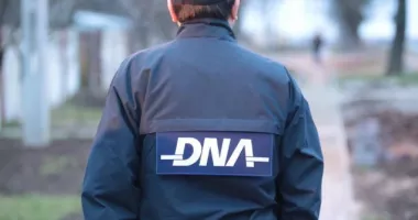 Stire din Eveniment : DNA a descins la Primăria Sectorului 3. Anchetă de amploare privind reorganizarea instituției