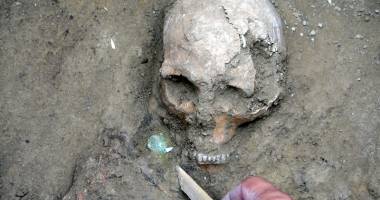 Morminte vechi de peste 1.700 de ani, descoperite în centrul Constanței - 3