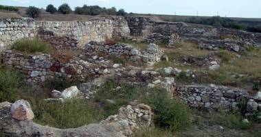 Descoperire senzațională: o sută de morminte scoase la lumină. "Au avut o moarte violentă" - 6