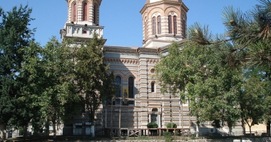 Sit arheologic acoperit de asfalt din lipsa banilor. "Noi sperăm să putem continua cândva săpăturile în această zonă" - 2