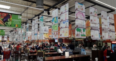 Carrefour a făcut fericit un elev de la Școala 40. Va pleca la Londra - 2