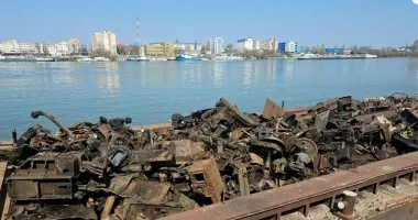 Stire din Actualitate : Transport ilegal de deșeuri pe Dunăre, oprit din drumul spre Turcia