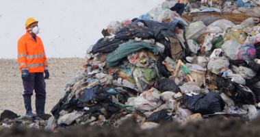Stire din Social : România riscă să fie amendată din cauza deșeurilor