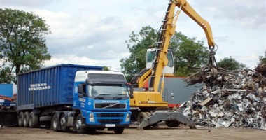 Stire din Cetățenești : Deșeurile nepericuloase, transportate  la întâmplare?
