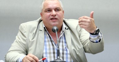 Stire din Politică-Administrație : Mai este Nicușor Constantinescu președintele județului? CJC reacționează