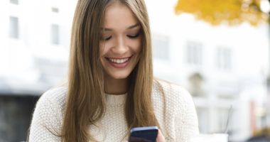 Stire din Fun : Despre femeile care spionează telefonul soțului