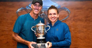 Stire din Sport : Detaliu surprinzător aflat de Simona Halep. "Nu știu de ce m-a readus"