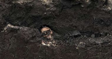Stire din Eveniment : Oseminte care par a fi de natură umană, găsite în centrul oraşului, în timpul unor lucrări