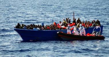 Stire din Politică-Administrație : Guvernul stabilește strategia privind imigrația
