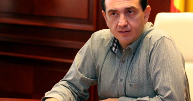 Stire din Politică-Administrație : Palaz către OCPI: "Sunteți praf!"