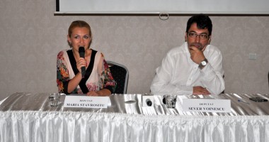 Stire din Politică-Administrație : Scandal la vârful PDL: Maria Stavrositu îi încaieră pe liderii partidului
