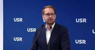 Stire din Politică-Administrație : Dominic Fritz: Miniștrii USR își vor continua activitatea indiferent de rezultatul moțiunii