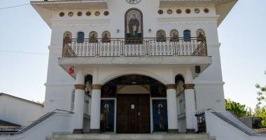 Stire din Cultură-Educație : Năvodari se pregătește de sfințirea primei biserici din oraș