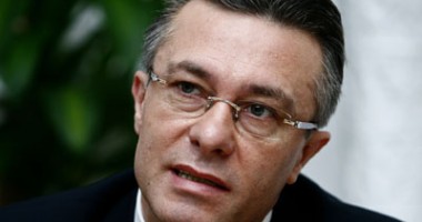 Stire din Politică-Administrație : Cristian Diaconescu: "Sunt candidatul lui Traian Băsescu"