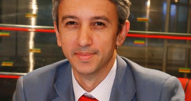Stire din Politică-Administrație : "Aș vrea ca presa să devină întâia putere"