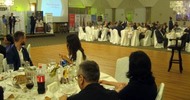 Dialogul decidenților politici cu mediul de afaceri este mimat! - 2