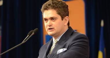 Stire din Politică-Administrație : Theodor Paleologu: "Dialogul cu psihologii, important pentru sănătatea mintală a politicienilor"