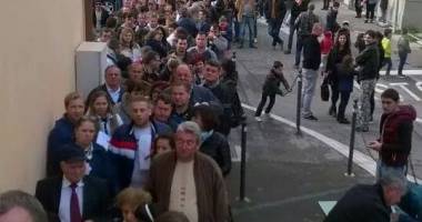 Stire din Politică-Administrație : PMP cere prelungirea programului de VOT. Udrea nu poate vota, la PARIS