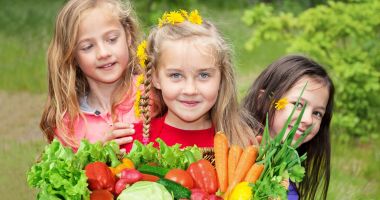 Cât de indicate sunt dietele vegetariene la copii