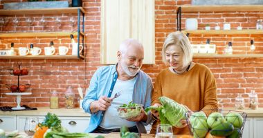 Stire din Sănătate : O dietă echilibrată vă ajută să îmbătrâniţi frumos