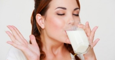 Mănâncă lactate și slăbește