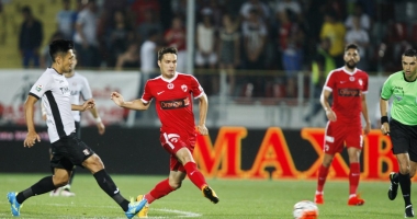 Stire din Sport : FOTBAL / Clubul Dinamo, amendat de Comisia de Disciplină a FRF