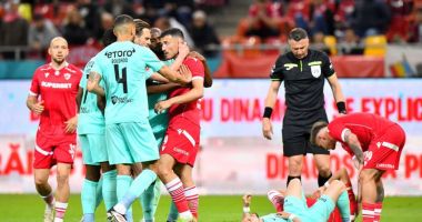 Stire din Sport : Dinamo a remizat cu CFR Cluj, 1-1, în play-off-ul Superligii